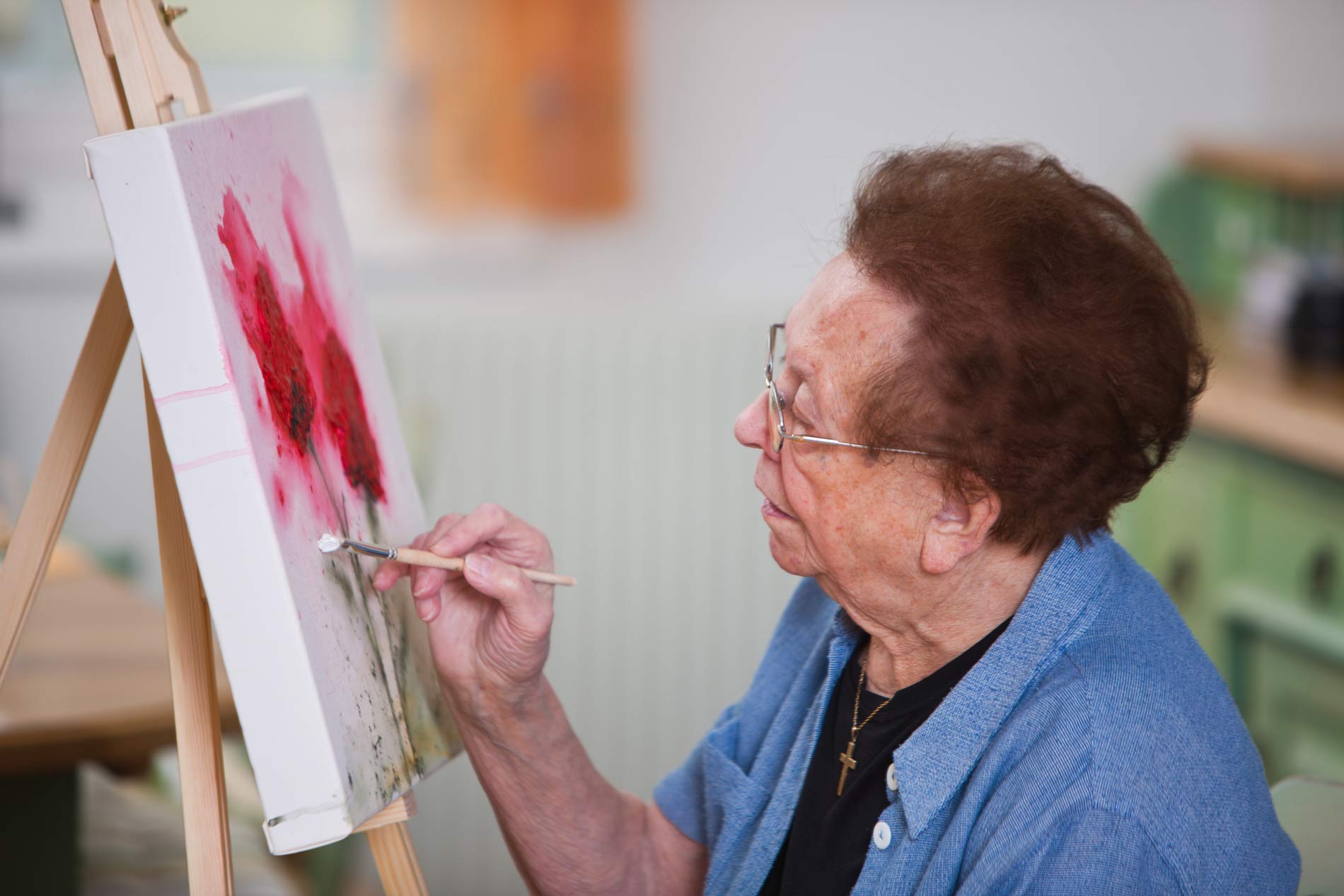 Central Scottsdale Assisted Living Arts & Crafts